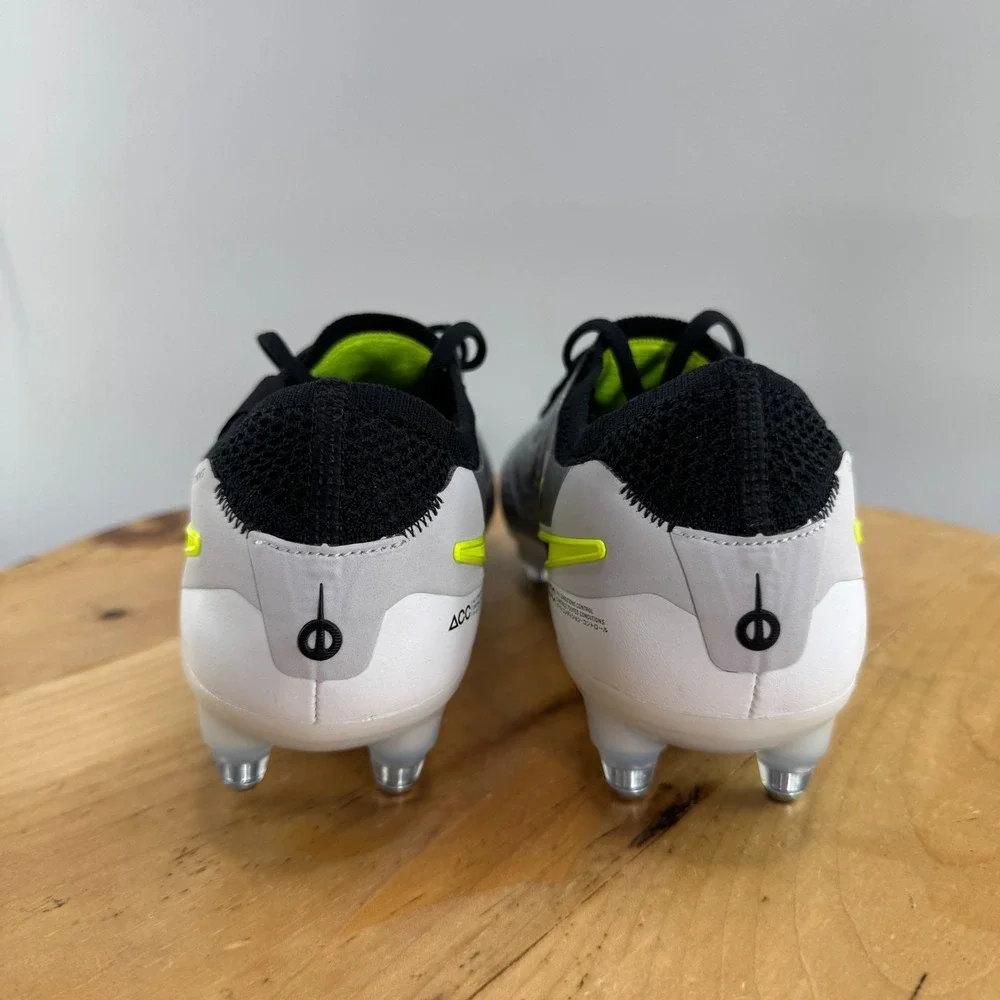 Mens 7 / Womens 8.5 - Nike Tiempo Legend 10 Elite Silver SG Pro AC P‎ Anti Clog